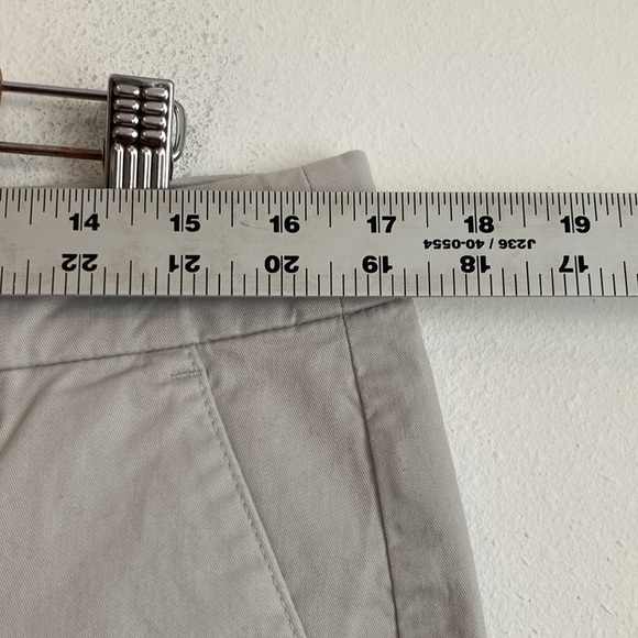 J Crew Womens 9" Frankie bermuda chino short 10 Size Grey Color‎ - Picture 3 of 5